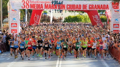 Media-Maraton-de-Granada-con-marca-AC-14-2